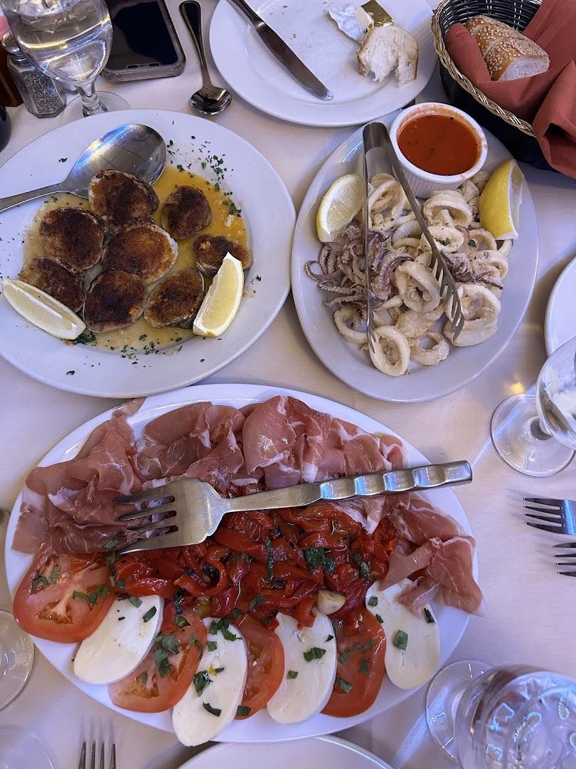 Reno's Trattoria